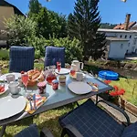 Urlaubsmagie - Ferienwohnung Frischluft - Sauna & Saisonaler Pool Apartment *