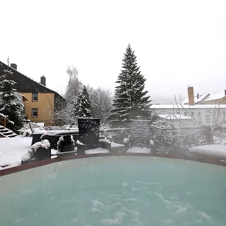 Lägenhet F3 Urlaubsmagie - Pool, Garten & Terrasse - 4p Sebnitz