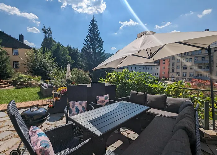 Urlaubsmagie - Ferienwohnung Frischluft - Sauna & Saisonaler Pool Sebnitz