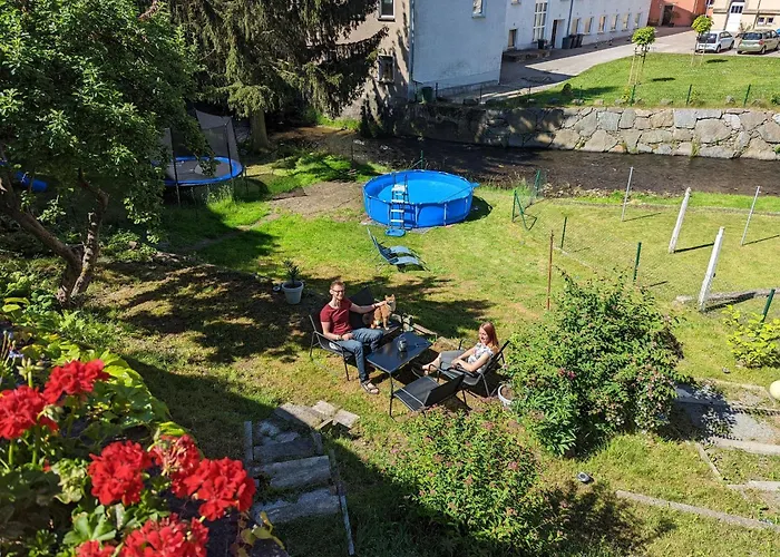 Apartamento Urlaubsmagie - Ferienwohnung Frischluft - Sauna & Saisonaler Pool Sebnitz