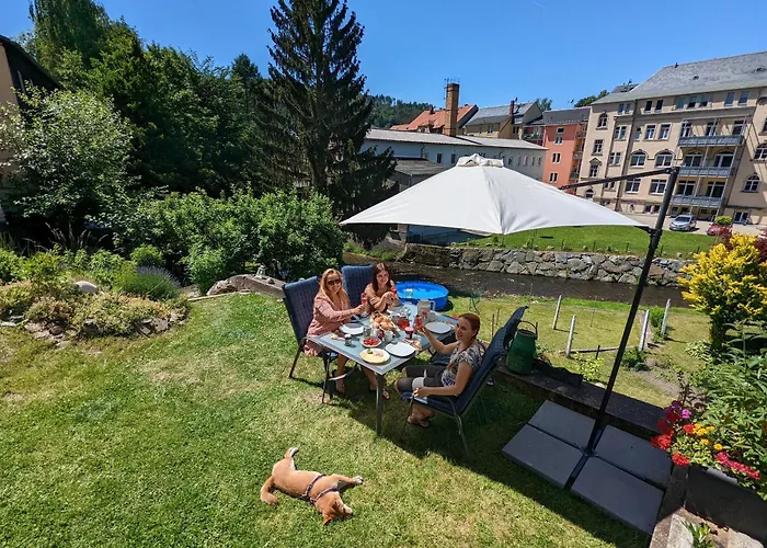 Urlaubsmagie - Ferienwohnung Frischluft - Sauna & Saisonaler Pool Apartamento Sebnitz