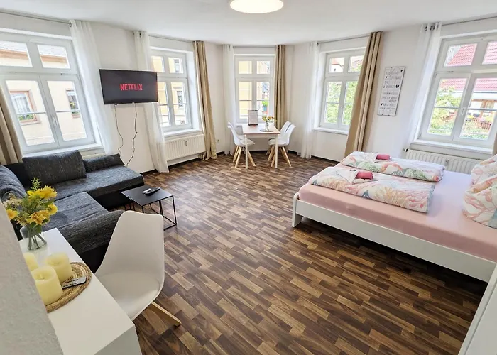 Apartment F3 Urlaubsmagie - Pool, Garten & Terrasse - 4p Sebnitz